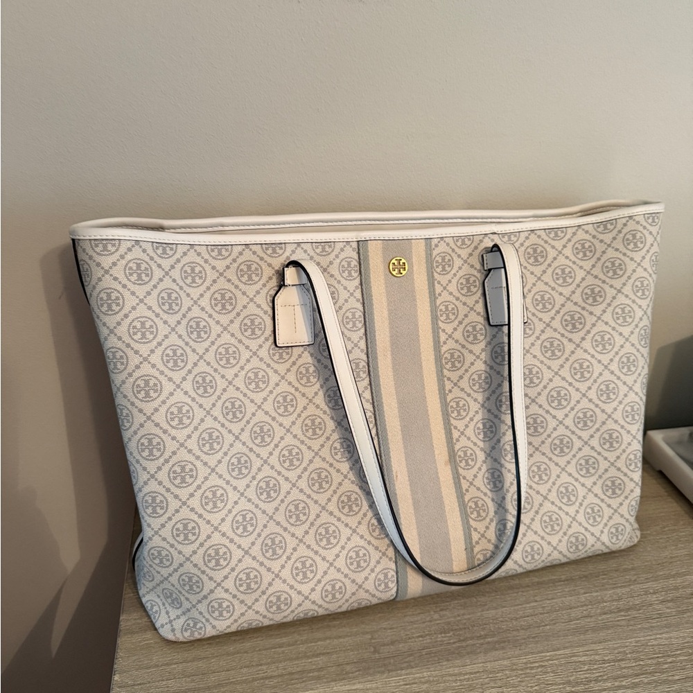 Tory Burch Gray Patterned Tote Bag